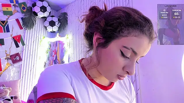 Naomy tay1 online show from July 2, 3:23 am