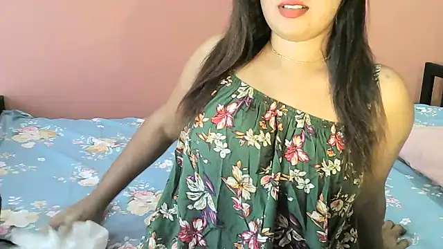LoveTrainX online show from May 3, 5:13 am