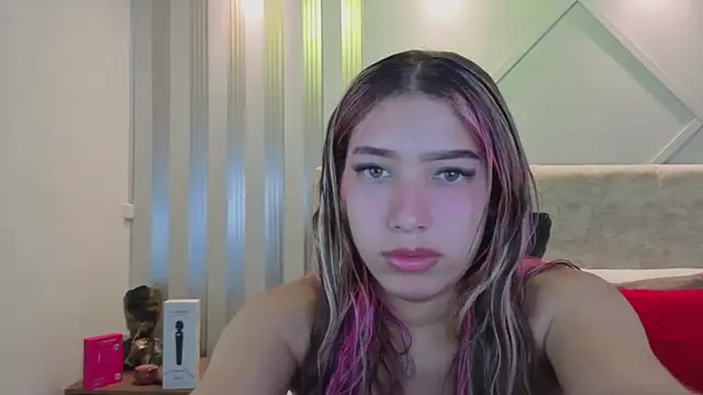 Snapshot of nami_sweet_ chatting on November 10, 11:42 am nami sweet online show from November 10, 11:42 am