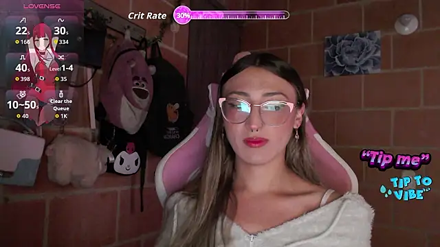 Snapshot of Andrea_camilaaa chatting on March 8, 3:27 pm Andrea camilaaa online show from March 8, 3:27 pm