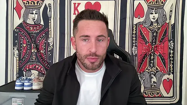 Snapshot of brettmycles28 chatting on November 5, 3:56 pm brettmycles28 online show from November 5, 3:56 pm