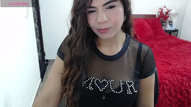 Snapshot of ruby_sky69 chatting on May 24, 6:24 pm ruby sky69 online show from May 24, 6:24 pm