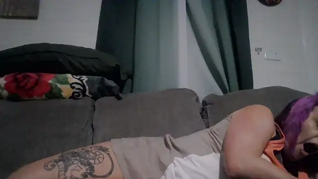 TWiSTYTheTwizted online show from July 16, 11:27 am