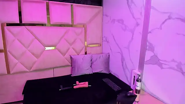 Allisonts69 online show from March 16, 1:22 am