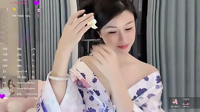 Snapshot of Ranraniris chatting on October 21, 5:13 pm Ranraniris online show from October 21, 5:13 pm