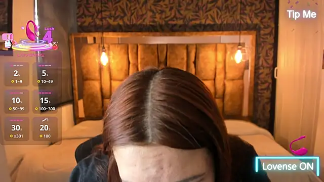 Isa Thompson   online show from December 20, 12:01 pm