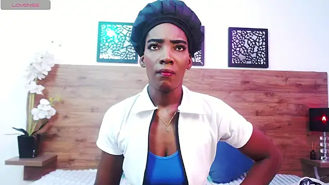 AlexandraCambell online show from February 5, 8:57 pm