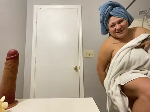 Snapshot of JizzyJazzunleashed chatting on November 16, 7:19 pm JizzyJazzunleashed online show from November 16, 7:19 pm