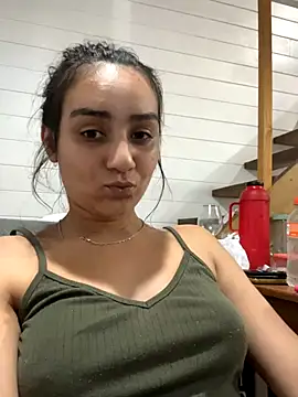 Snapshot of hannahhotwife chatting on October 4, 3:48 am hannahhotwife online show from October 4, 3:48 am