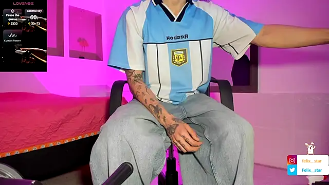 Snapshot of felix__star chatting on November 13, 8:41 pm felix star online show from November 13, 8:41 pm