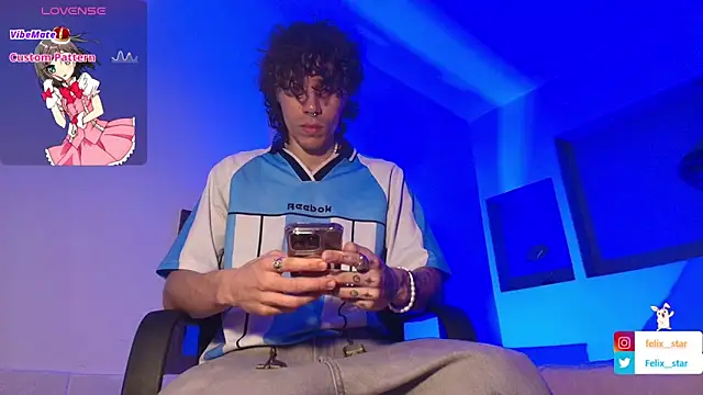 Snapshot of felix__star chatting on November 28, 8:00 pm felix star online show from November 28, 8:00 pm