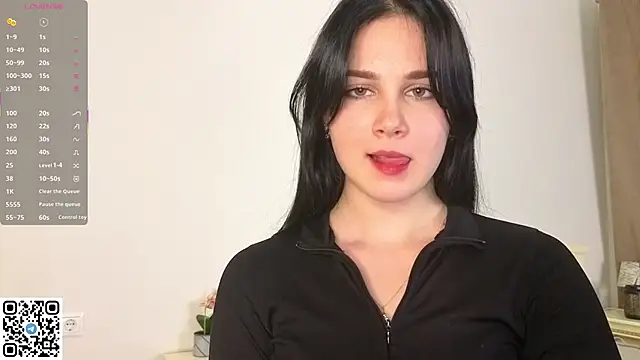 Snapshot of EnricaElis chatting on November 4, 8:08 pm EnricaElis online show from November 4, 8:08 pm