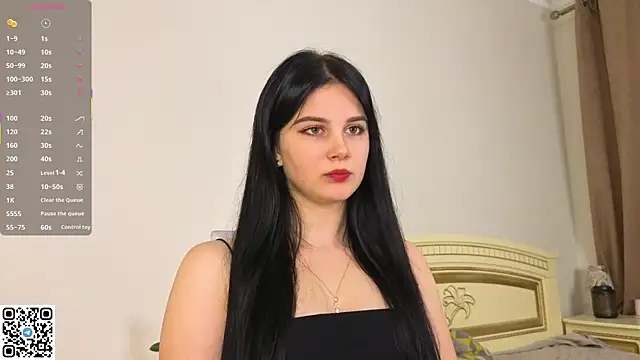 Snapshot of EnricaElis chatting on November 10, 8:19 pm EnricaElis online show from November 10, 8:19 pm