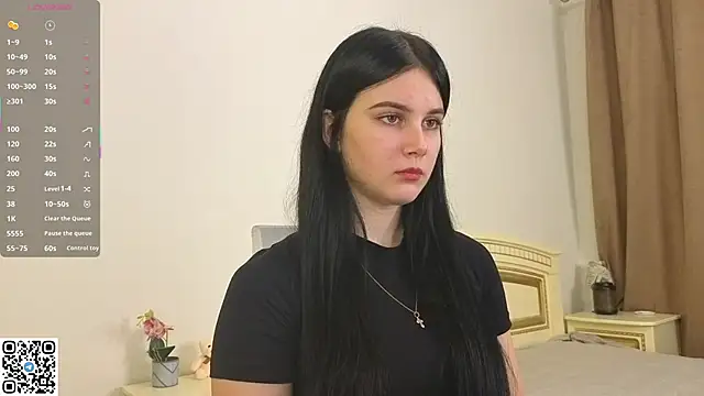 Snapshot of EnricaElis chatting on November 11, 8:09 pm EnricaElis online show from November 11, 8:09 pm