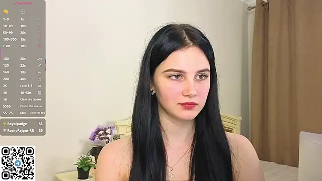 Snapshot of EnricaElis chatting on November 27, 8:11 pm EnricaElis online show from November 27, 8:11 pm