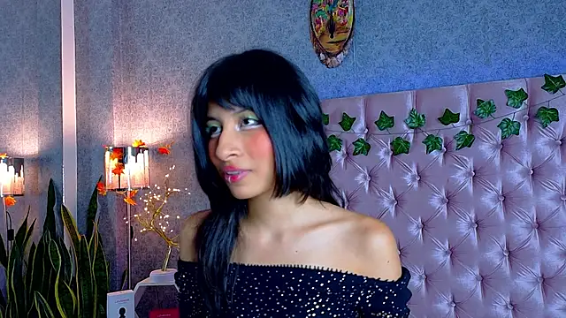 Snapshot of LizetteKitty chatting on November 8, 12:44 am LizetteKitty online show from November 8, 12:44 am