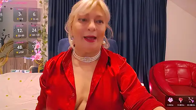 HypnotikCate online show from February 7, 8:44 am