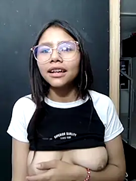 SofieLove 01 online show from December 21, 8:32 am