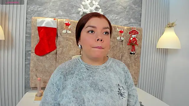 leilapons online show from December 19, 4:58 pm