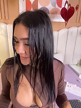 noa moon online show from February 13, 4:52 am