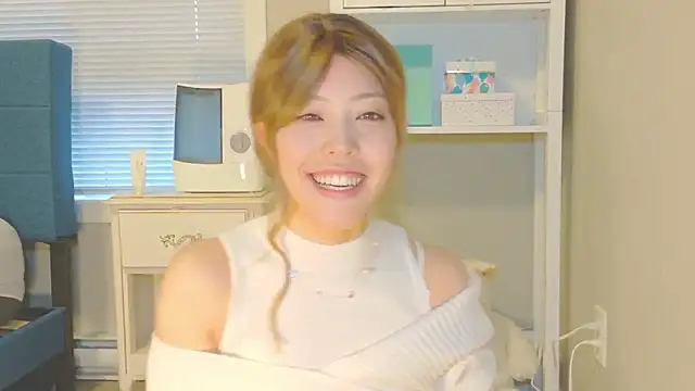 Snapshot of Nana_with chatting on November 30, 4:11 pm Nana with online show from November 30, 4:11 pm