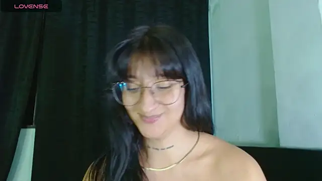 EVAH LEE  online show from March 21, 8:19 am