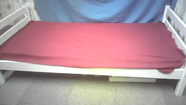 Snapshot of boy40bi chatting on October 6, 11:24 pm boy40bi online show from October 6, 11:24 pm