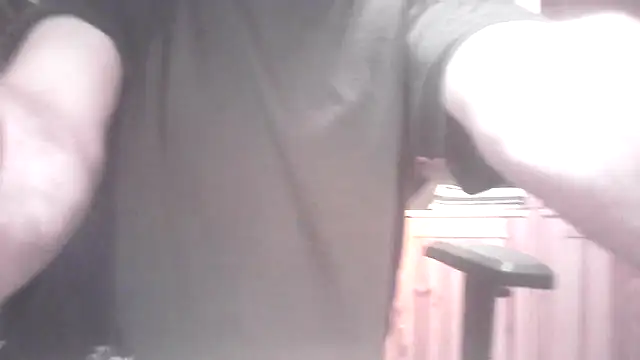 Snapshot of boy40bi chatting on November 10, 4:44 am boy40bi online show from November 10, 4:44 am