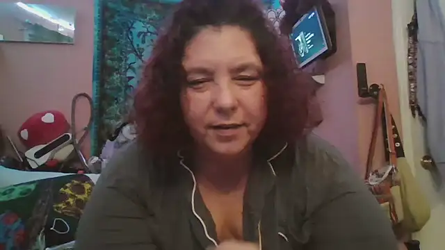 Snapshot of lil-gemini-hippy chatting on February 19, 7:15 am lil-gemini-hippy online show from February 19, 7:15 am