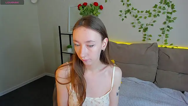 Snapshot of Miche1le_Allenne chatting on November 24, 1:05 am Miche1le Allenne online show from November 24, 1:05 am