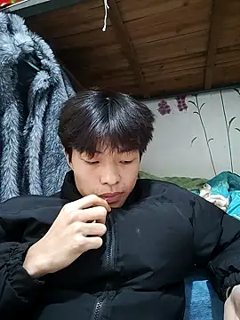 Snapshot of junjun1189 chatting on November 18, 3:45 am junjun1189 online show from November 18, 3:45 am