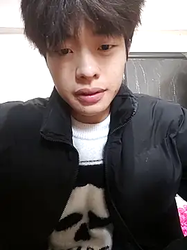 Snapshot of junjun1189 chatting on December 15, 12:26 am junjun1189 online show from December 15, 12:26 am