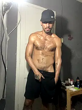 Snapshot of nando__master37 chatting on October 25, 3:14 am nando  master37 online show from October 25, 3:14 am