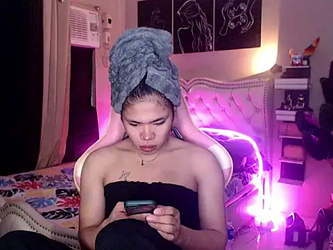 Snapshot of Ionic_Aika chatting on November 21, 9:19 am Ionic Aika online show from November 21, 9:19 am