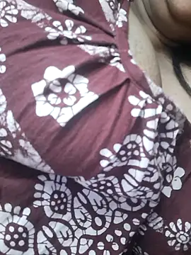 your-cute-baby online show from November 21, 6:28 pm