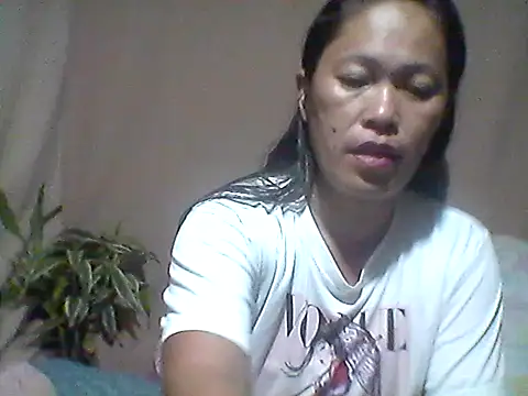 Snapshot of 66pineapple chatting on September 24, 1:58 pm 66pineapple online show from September 24, 1:58 pm