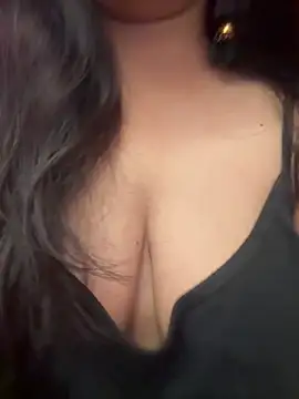 annanya01 online show from June 19, 1:32 am