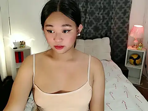 Malia cummer online show from March 17, 7:06 pm