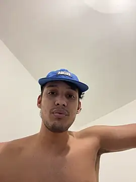 Snapshot of BAGHEERAPGG chatting on October 28, 10:23 pm BAGHEERAPGG online show from October 28, 10:23 pm