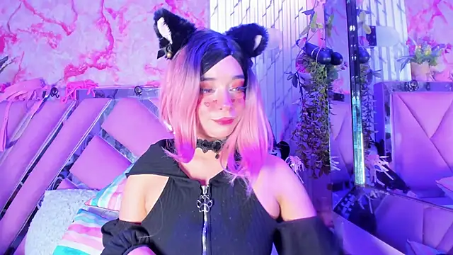 Snapshot of Akane_Hikari_ chatting on December 4, 3:27 am Akane Hikari online show from December 4, 3:27 am