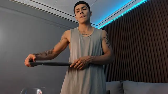 Leo santoro online show from September 13, 2:06 pm