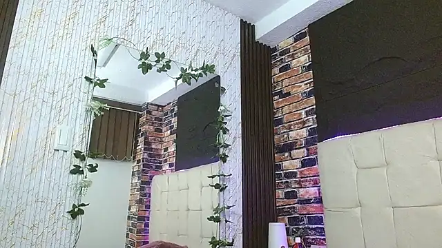 malenahot303av online show from October 2, 3:57 am