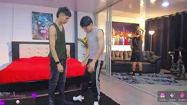 Bisexlifehot   online show from February 27, 11:16 pm