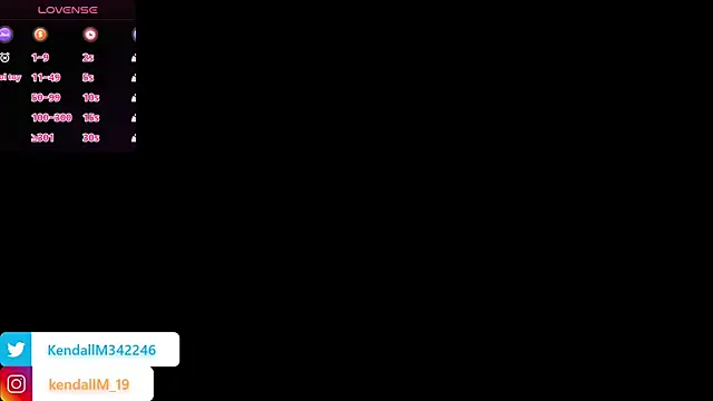Snapshot of _Kendall_19 chatting on June 24, 7:46 pm Kendall 19 online show from June 24, 7:46 pm