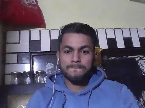 ursdreamperson online show from December 5, 5:38 am