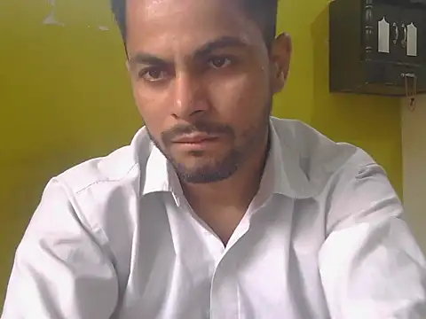 Snapshot of ursdreamperson chatting on June 15, 1:08 am ursdreamperson online show from June 15, 1:08 am