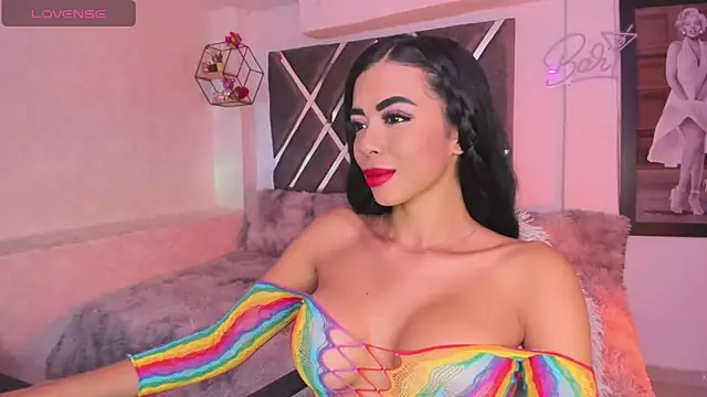 pocahontasweetss03 online show from September 14, 2:11 am