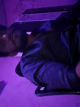 Snapshot of krishjaat43 chatting on September 27, 6:13 pm krishjaat43 online show from September 27, 6:13 pm