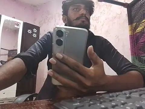 Snapshot of krishjaat43 chatting on October 7, 6:43 am krishjaat43 online show from October 7, 6:43 am