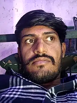 Snapshot of krishjaat43 chatting on October 24, 6:32 am krishjaat43 online show from October 24, 6:32 am